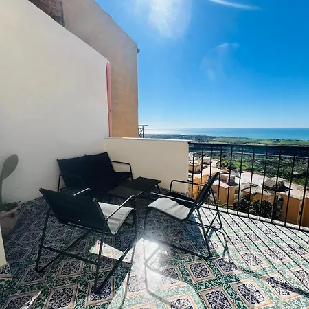 E Mare Apartment